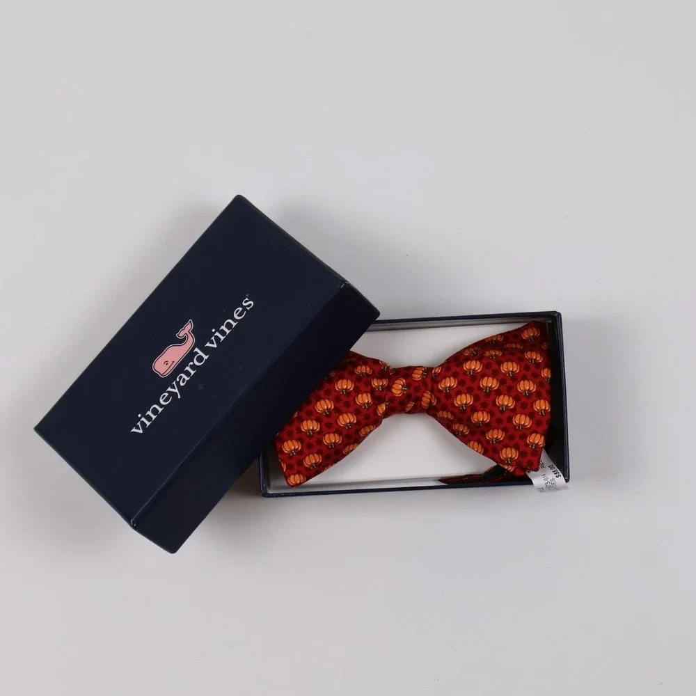 Vineyard Vines Bow Tie Pumpkin Fall Red Silk OS NWT